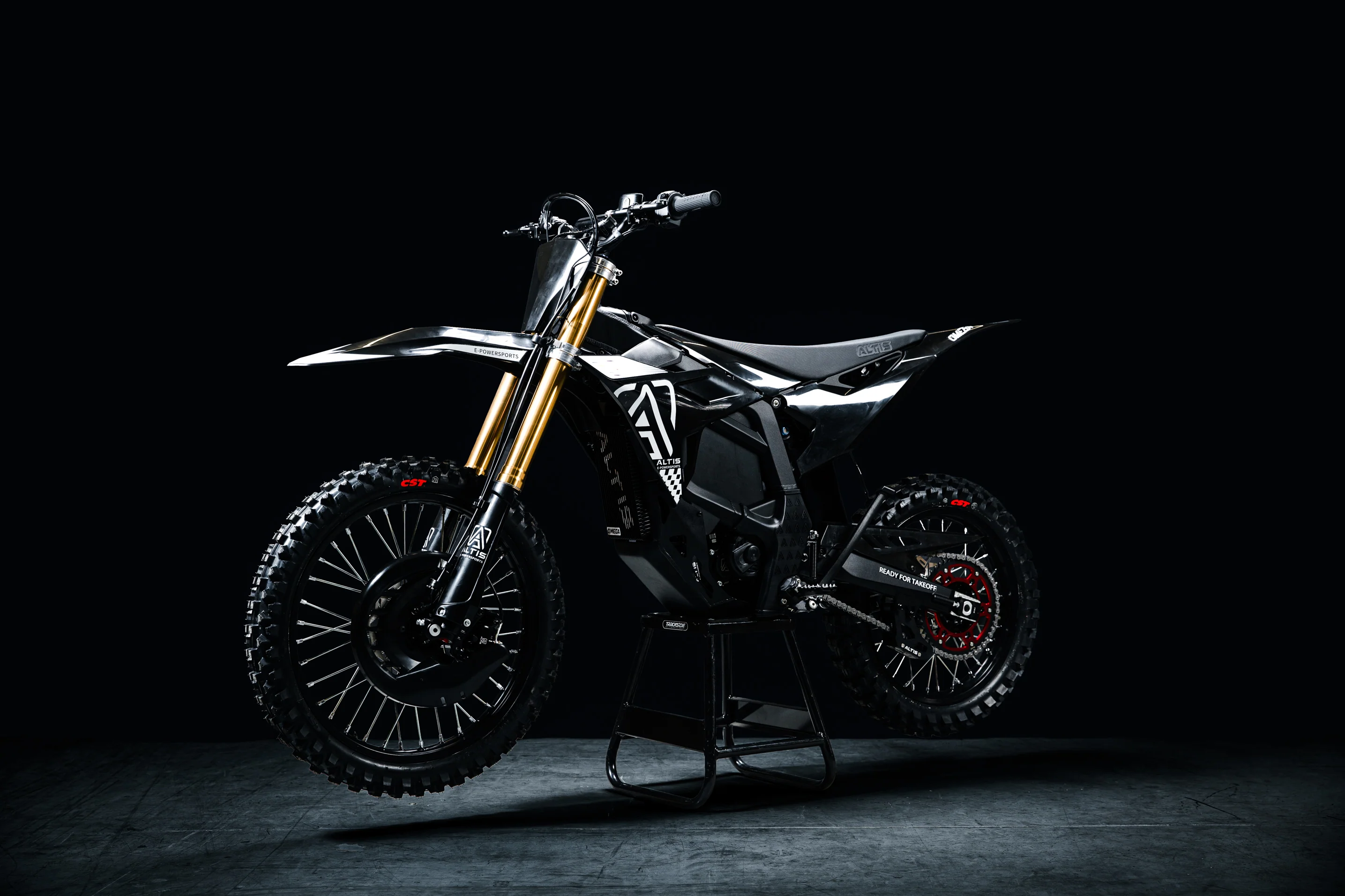 Altis Omega (Preorder)
